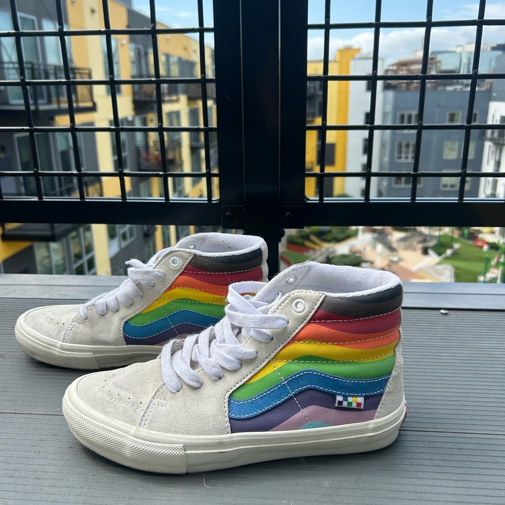 Vans Rainbow Stripe High-Top Sneakers